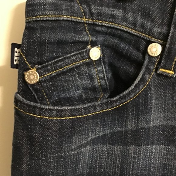 Rock & REPUBLIC Kasandra Midrise Mid Dark Bootcut Jeans Sz 32 - Picture 4 of 14